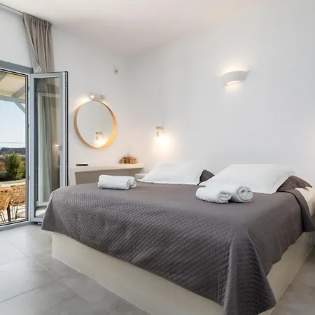 Anemones & - Onar Collection 3* Molos (Paros)