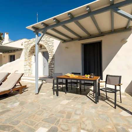 Anemones Studios&suites - Onar Collection 4*