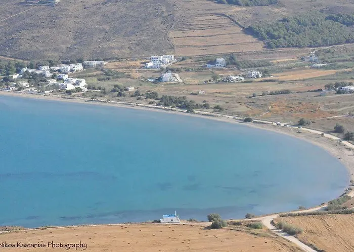 Anemones Studios&suites - Onar Collection Apartahotel Molos (Paros)